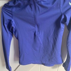 Nike Girls pull over